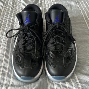 Jordan 11 Retro Low IE men 8 BRAND NEW